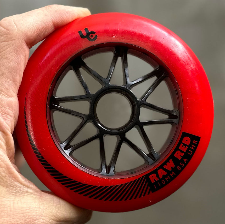 Roda Undercover Raw 110mm - 85A (6 rodas)